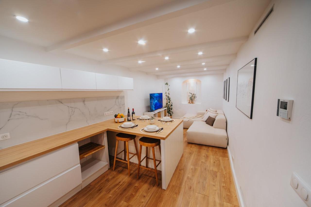 Perfect Family-Oriented And Renovated Townhouse In The Old Antibes Apartment Exterior photo