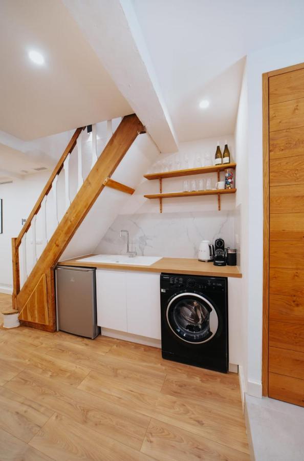 Perfect Family-Oriented And Renovated Townhouse In The Old Antibes Apartment Exterior photo